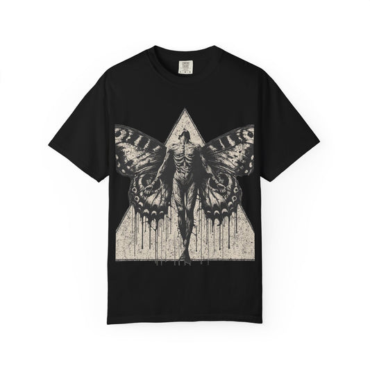 Edgy Butterfly Graphic Tee, Unisex Shirt, Alternative Fashion Top, Goth Apparel, Unique Gift, Casual Outfit, Art-Inspired Clothing